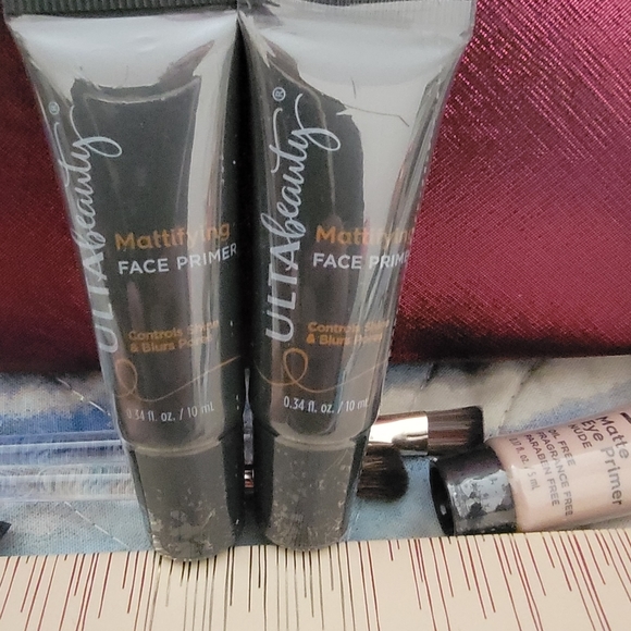ππBUNDLE and SAVE Ulta makeup and cosmetic bag!!!π₯°π - Picture 3 of 7